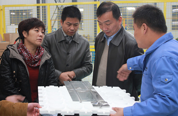 滁州市經(jīng)信委領(lǐng)導(dǎo)來(lái)安邦集團(tuán)調(diào)研新項(xiàng)目建設(shè)情況(圖3)